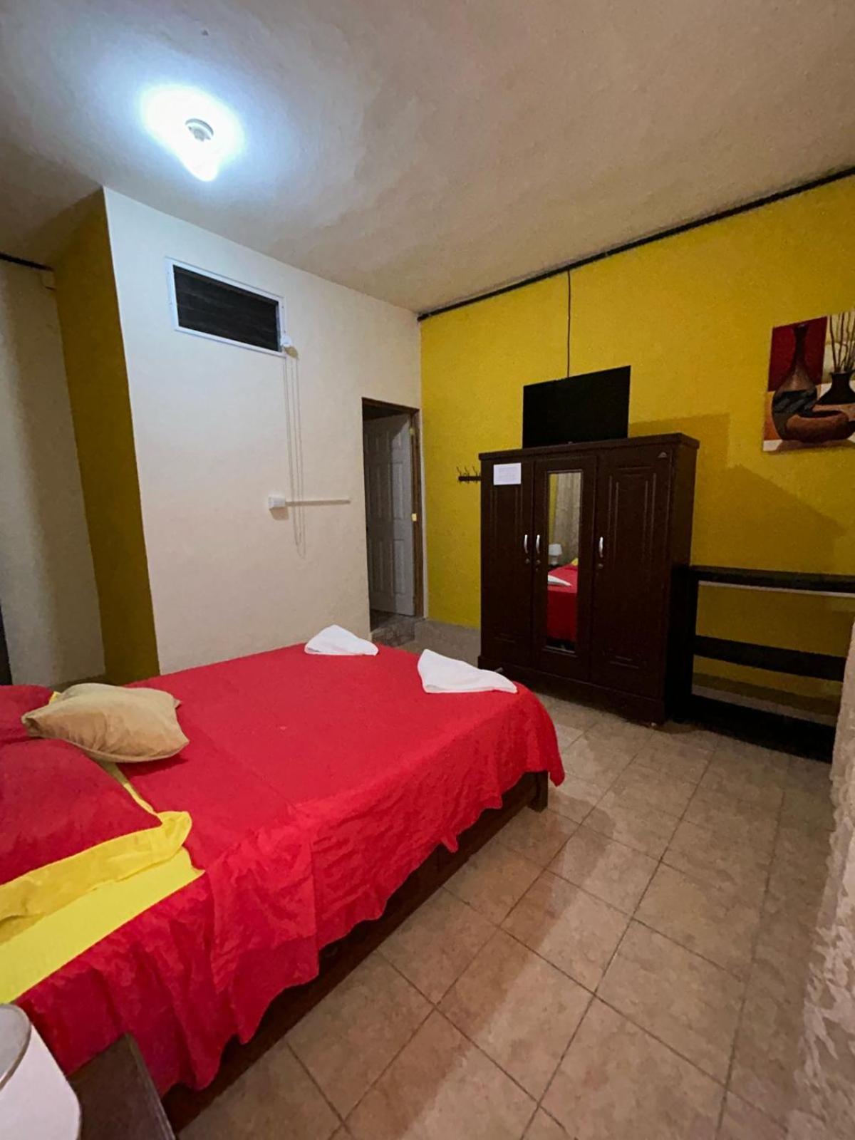 Casa Maya Itza ฟลอเรส ภายนอก รูปภาพ