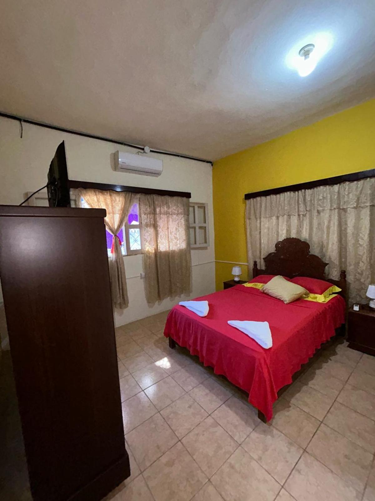 Casa Maya Itza ฟลอเรส ภายนอก รูปภาพ