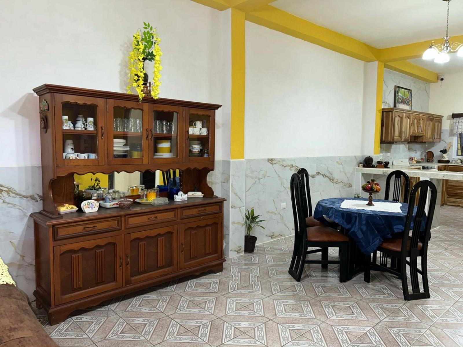 Casa Maya Itza ฟลอเรส ภายนอก รูปภาพ