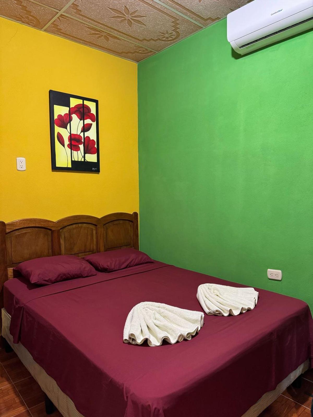Casa Maya Itza ฟลอเรส ภายนอก รูปภาพ