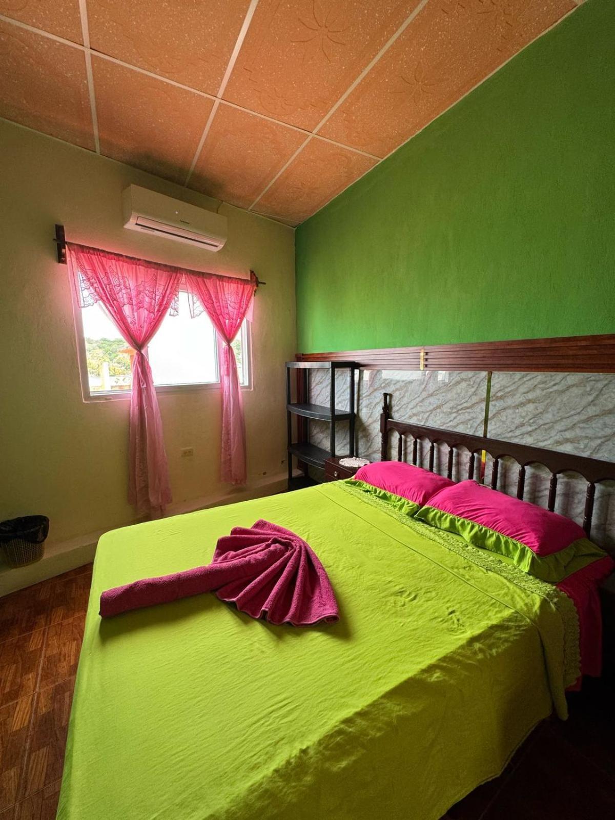 Casa Maya Itza ฟลอเรส ภายนอก รูปภาพ