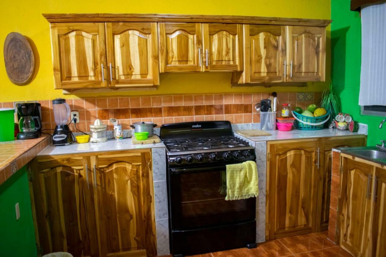 Casa Maya Itza ฟลอเรส ภายนอก รูปภาพ